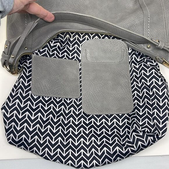 MMS Design Studio Gray Faux Pebbled Leather Large Purse with Gold Hardware - Picture 11 of 13